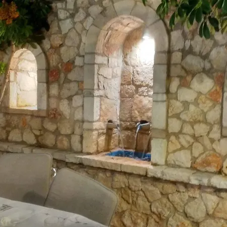 Liocharis Hotel
