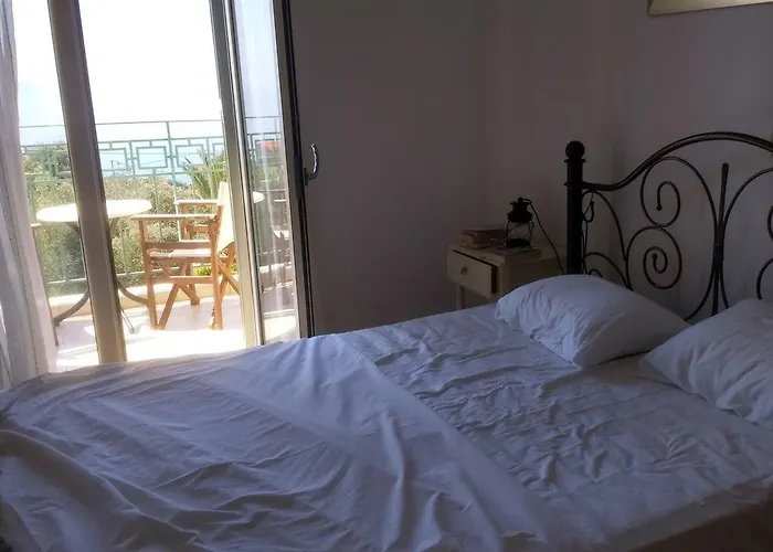 Hotel Liocharis 4*