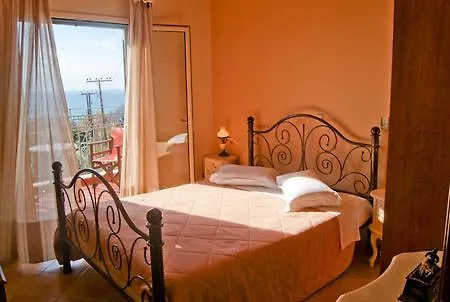 Отель Liocharis 4*